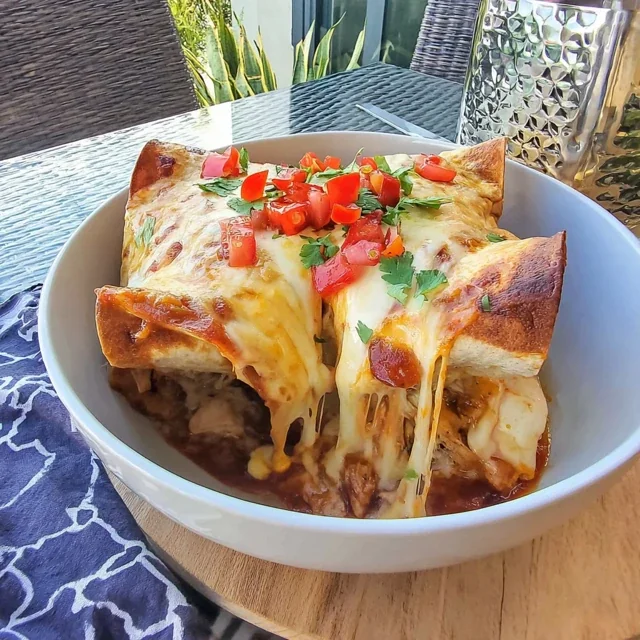 Easy Chicken Enchilada Casserole with Spicy Tomato Sauce
