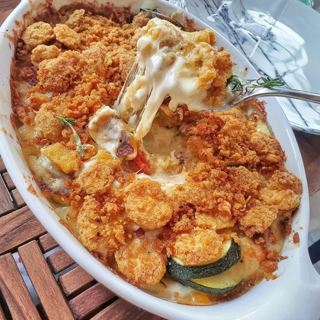 Squash Casserole with Buttery Ritz Cracker Topping