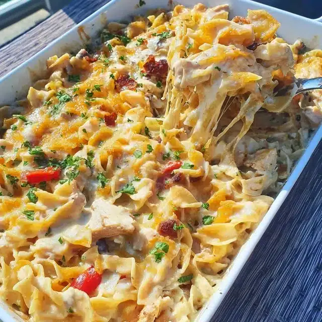 The Best Creamy Chicken and Noodle Casserole Ever