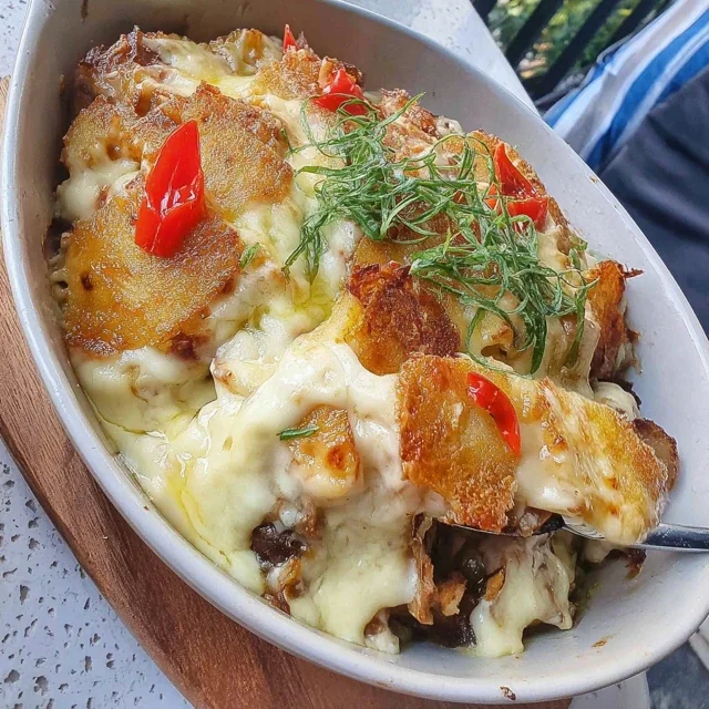 Beef Tallow Crispy Potato and Chicken Casserole