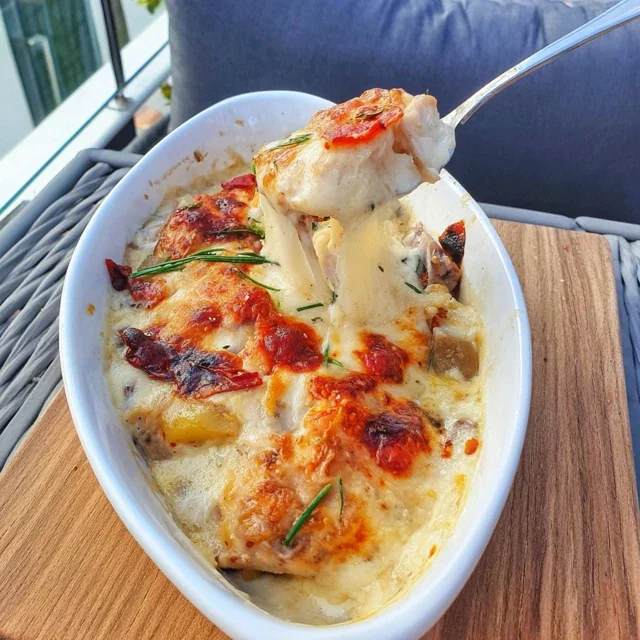 Greek Yogurt and Lemon Roasted Chicken Casserole