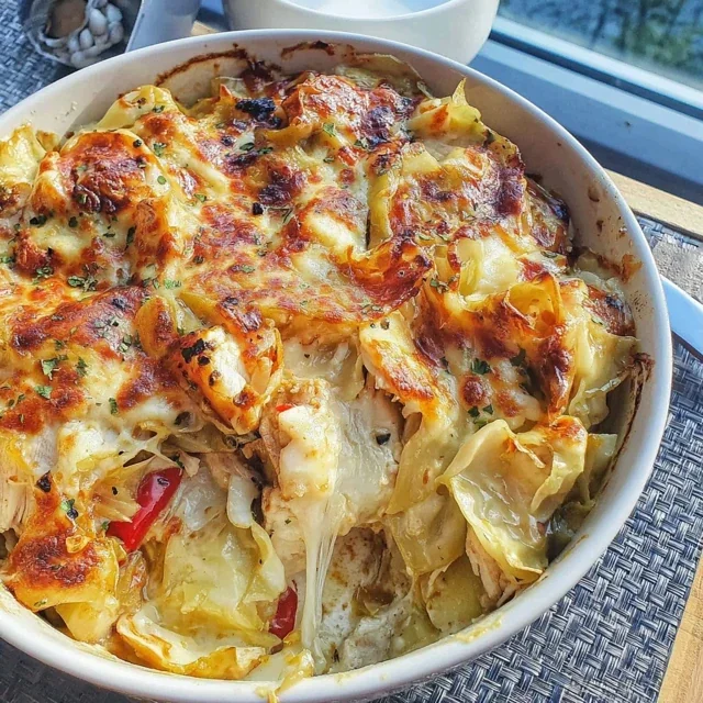 Viral Cabbage Alfredo Chicken Casserole